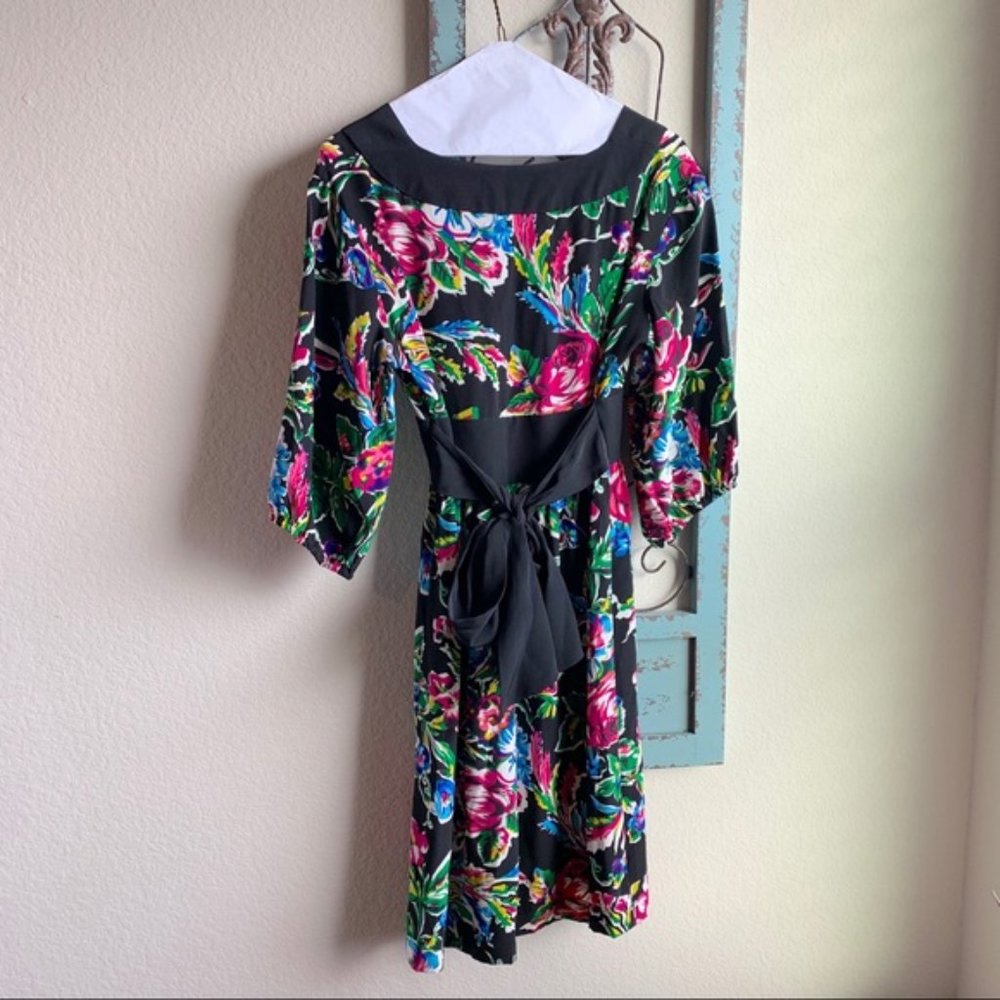 Trashy Diva Black Floral V-Neck Dress - Picture 2 of 7